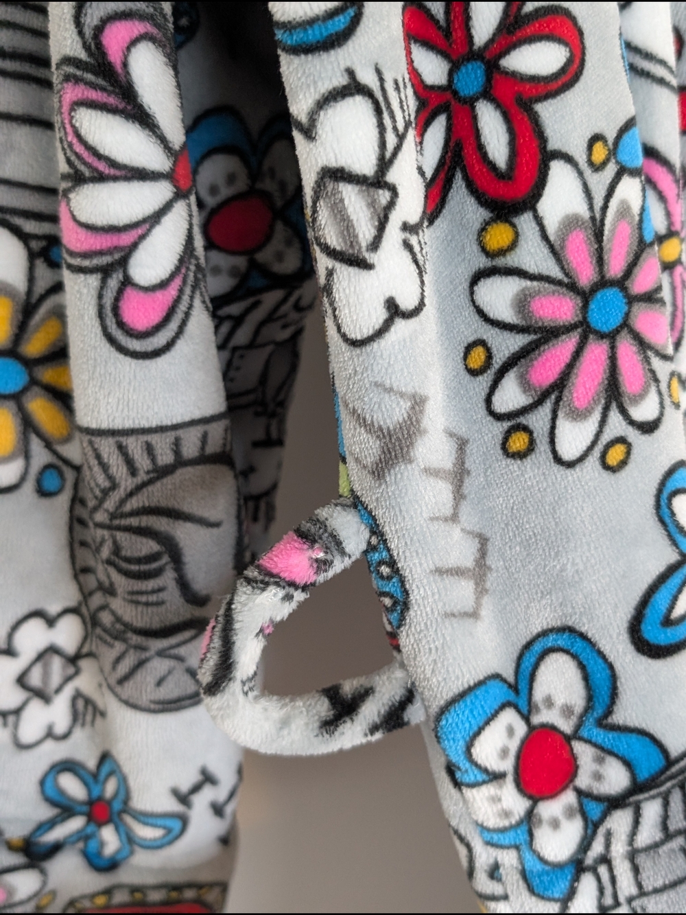 Vera Bradley X Star wars Small/Medium Bathrobe Far Far Away Fleece Hooded *Read - Picture 4 of 10